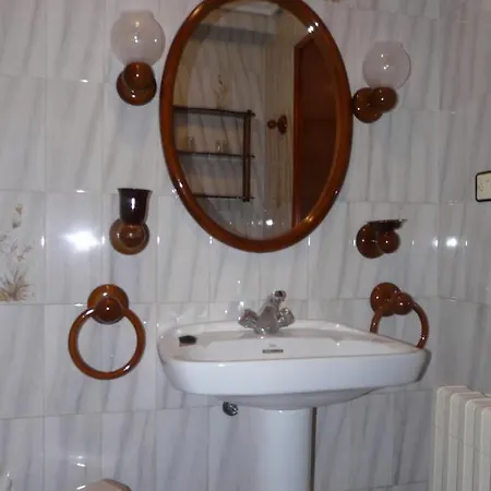 Hostal Rural Casa Castro Alberuela de la Liena