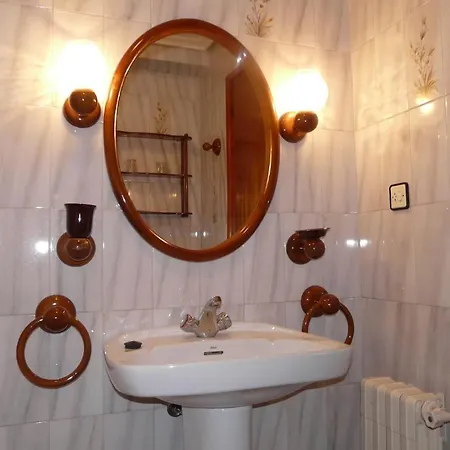 Affittacamere Hostal Rural Casa Castro Alberuela de la Liena