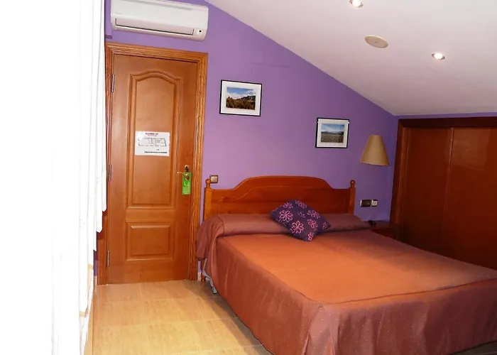 Pensión Rural Casa Castro 3*