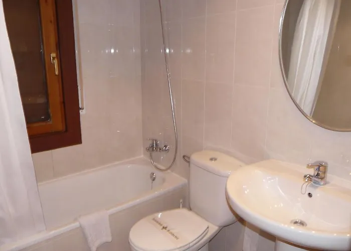 Rural Casa Castro ゲストハウス Alberuela de la Liena